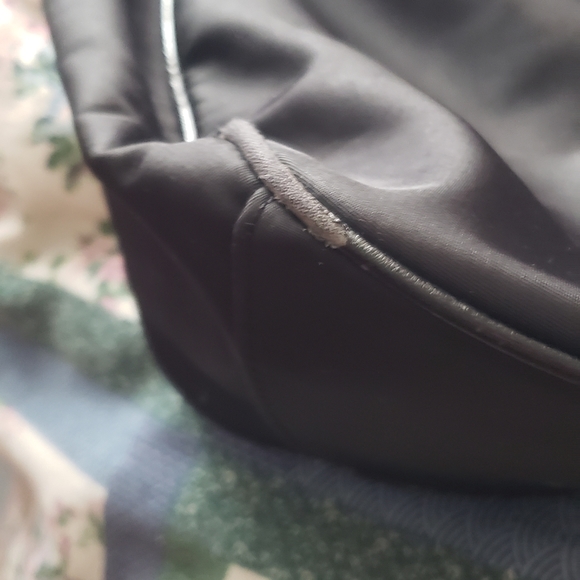 Olivia & Joy Crossbody Bag - Picture 4 of 12